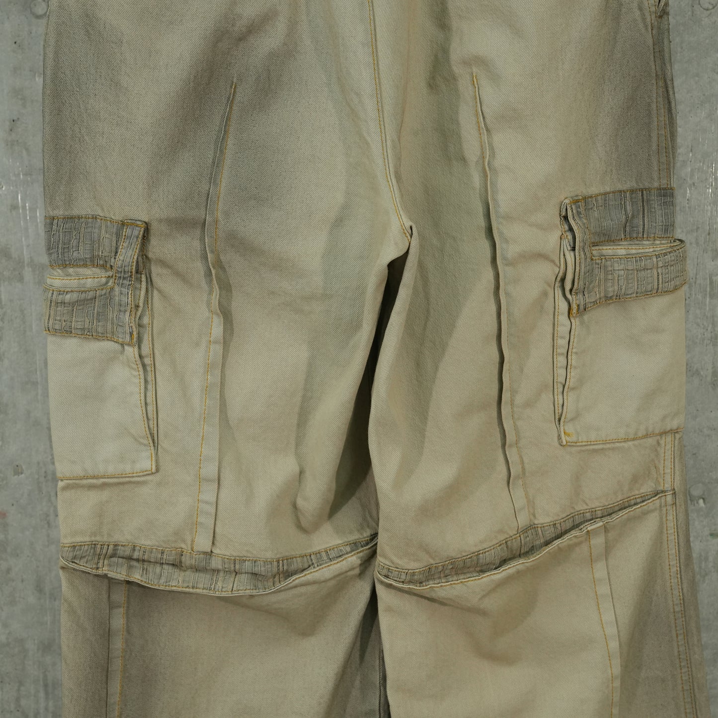 EP.6 02 TROUSERS / SAND BEIGE