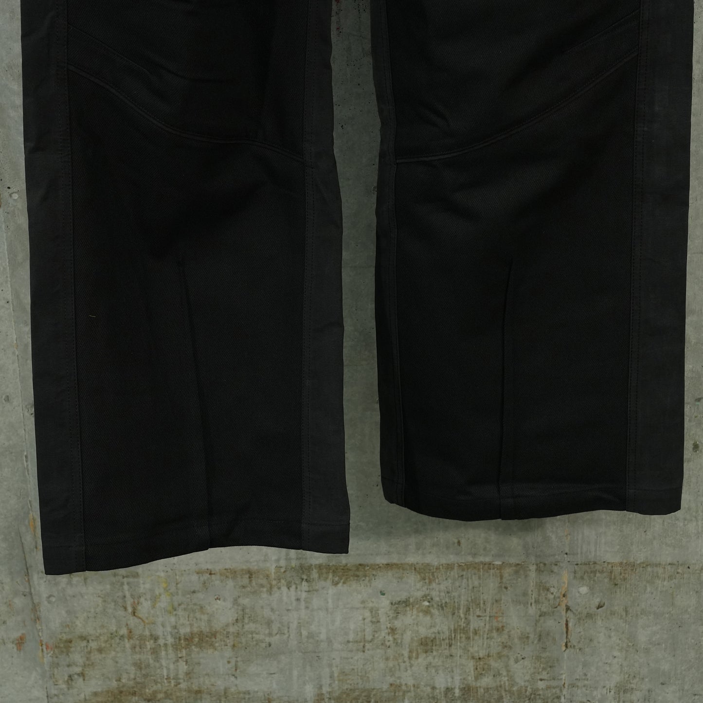 EP.6 04 TROUSERS / BLACK