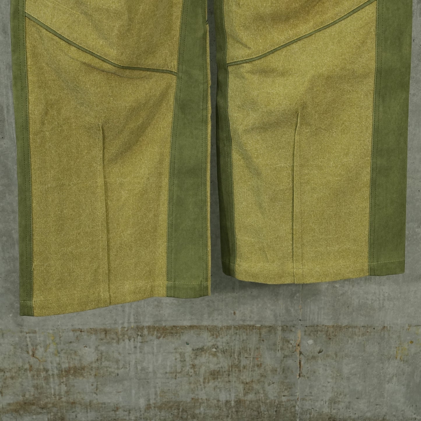 EP.6 04 TROUSERS / LEMON GREEN