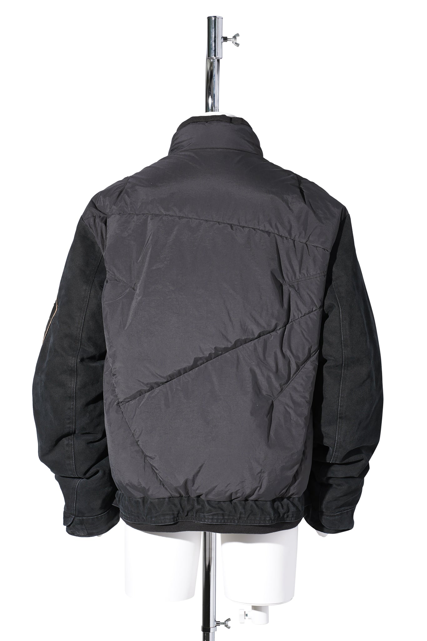 EP.8 01 DOWN JACKET / BLACK