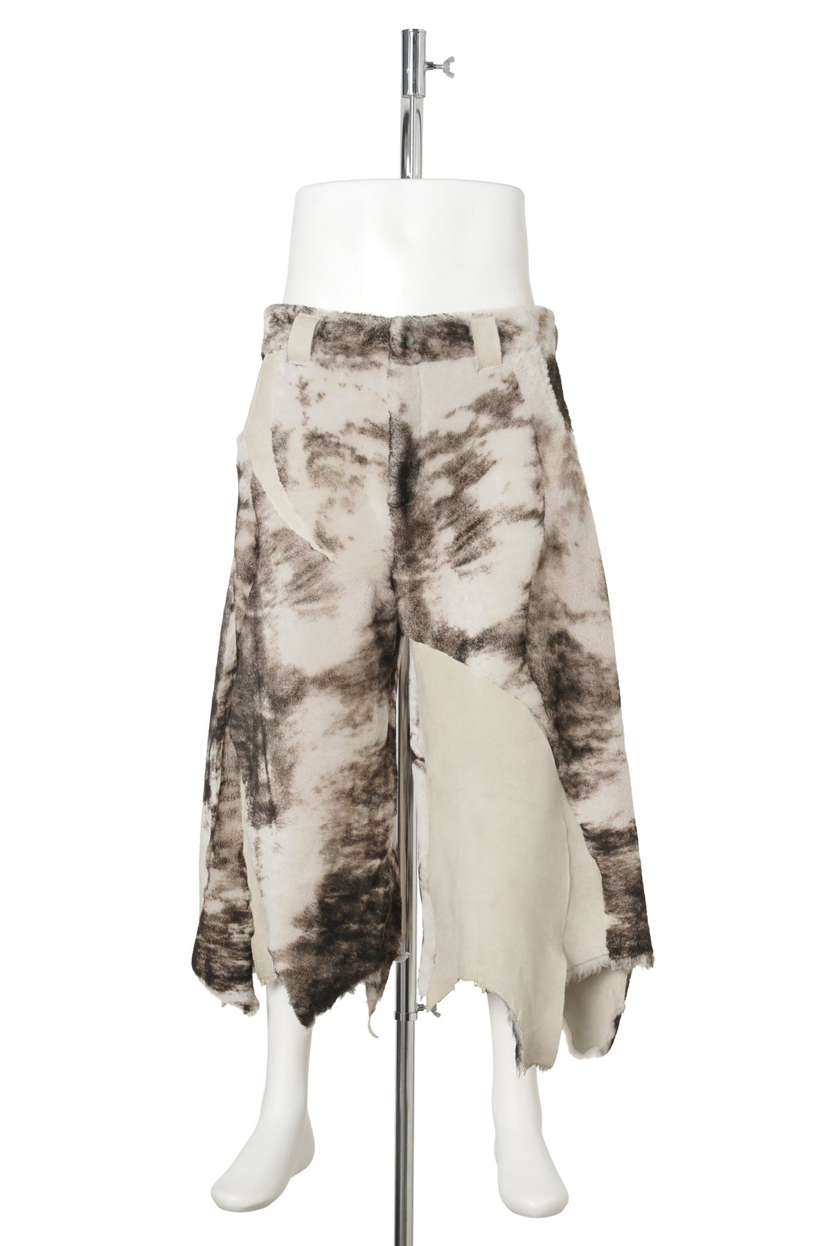 EP.10 01 SHORTS / IVORY BROWN