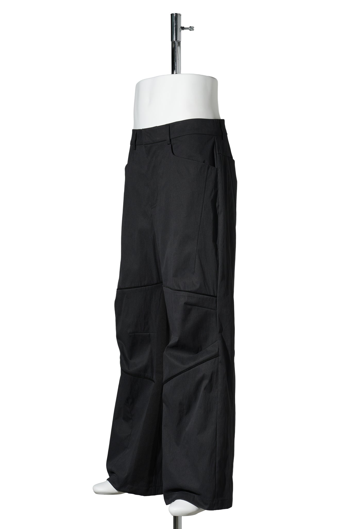 EP.9 01 TROUSERS / BLACK