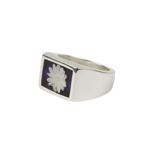 SIGNET RING WITH ROYAL PURPLE FLOWER / SILVER