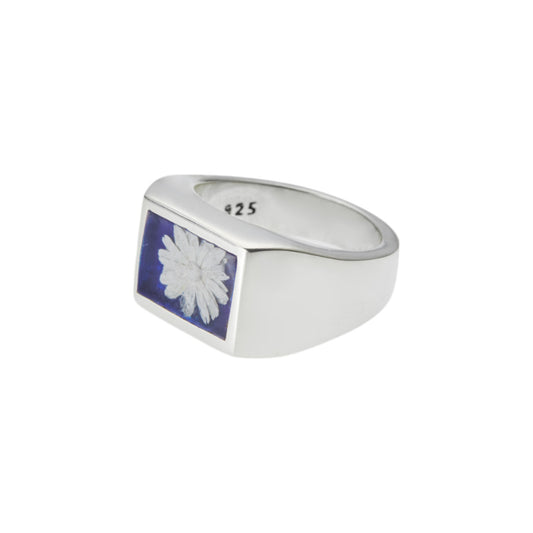 SIGNET RING WITH DEEP BLUE FLOWER / SILVER