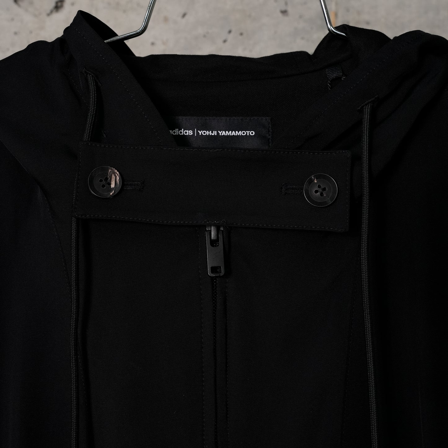 M RYTWILL TOP / BLACK