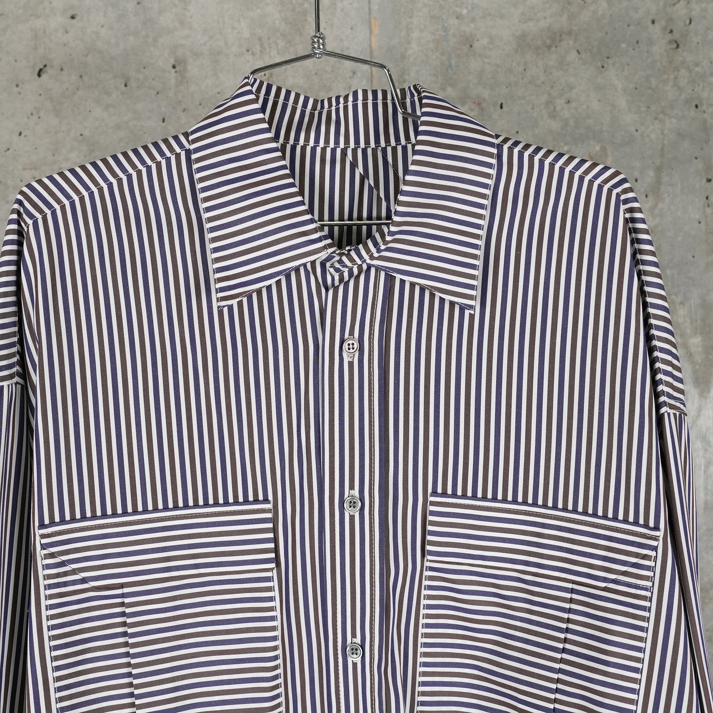 OVERSIZED SHIRT PATCH POCKETS / BROWN/WHITE/NAVY