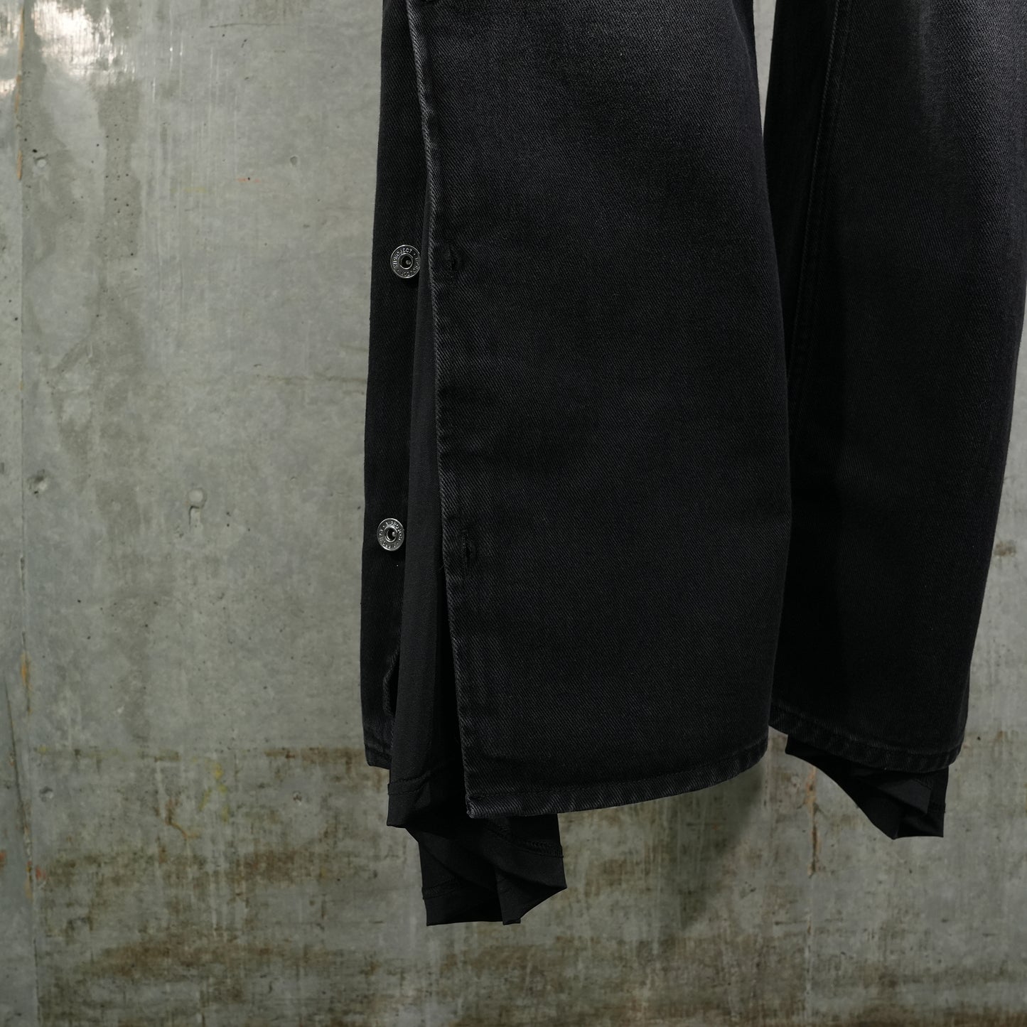 COLLAPSED WAIST JEANS / FADED BLACK/BLACK