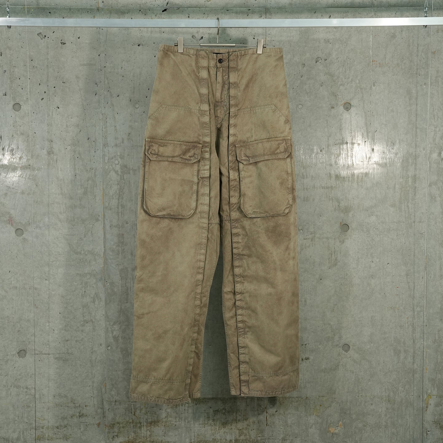 VELCRO CARGO PANTS / WASHED KHAKI