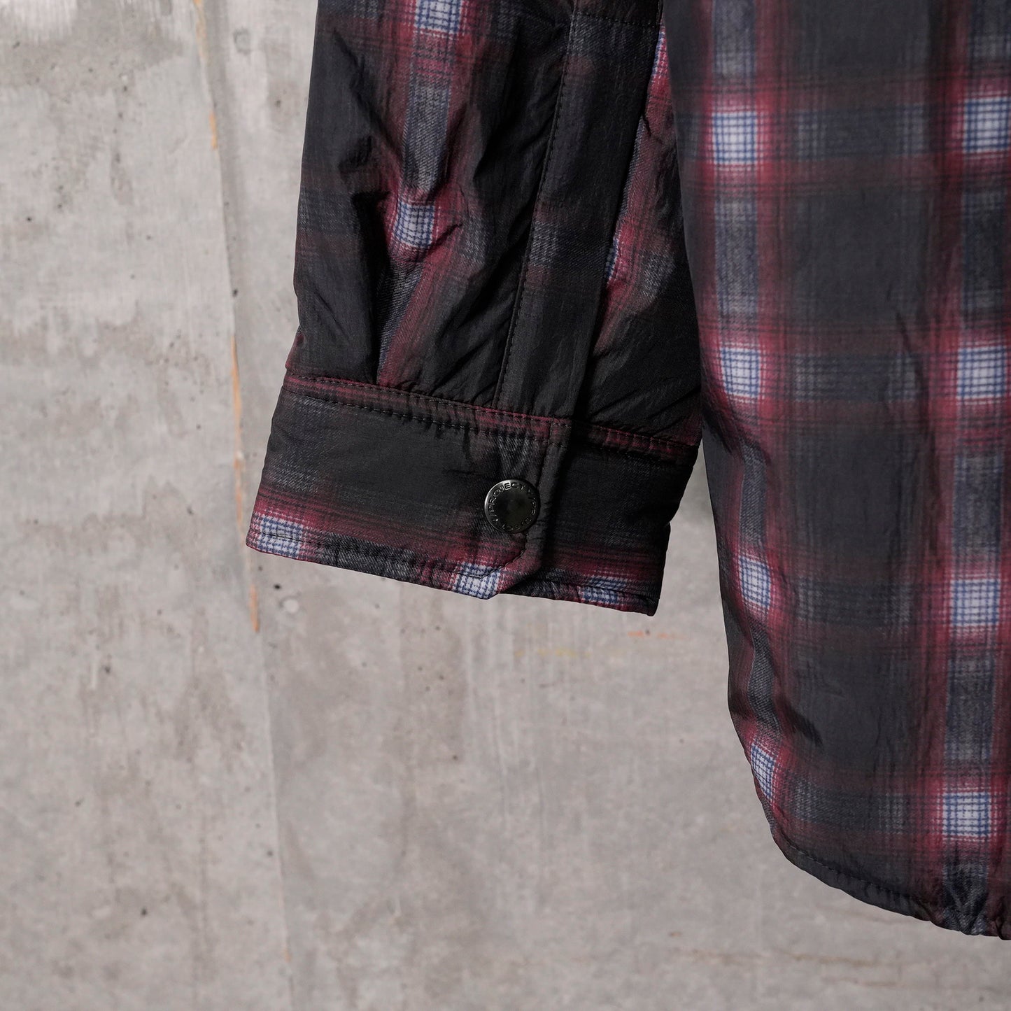 VELCRO PADDED OVERSHIRT / RED/GREY CHECK