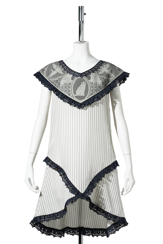 MONOCHROME LACE REVERIE / WHITE/NAVY