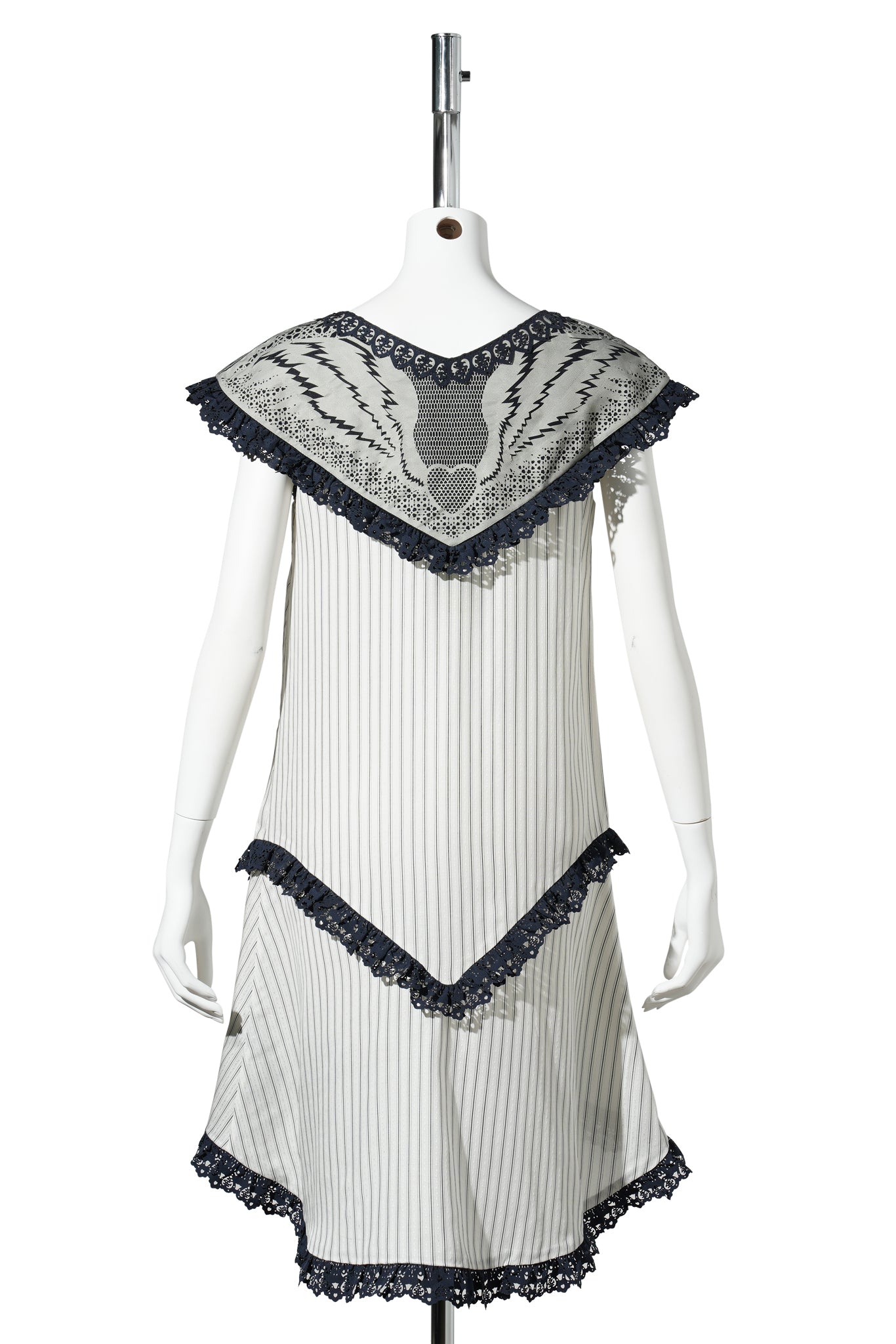 MONOCHROME LACE REVERIE / WHITE/NAVY
