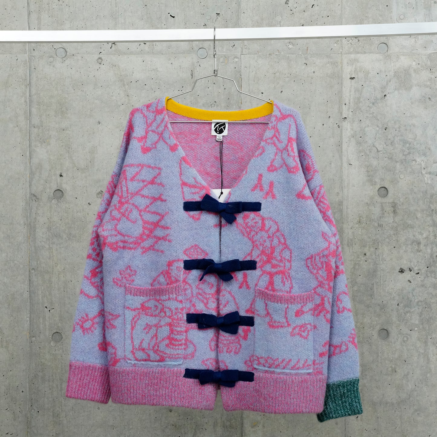 FUZZY LAZA CARDIGAN / SKY/PINK