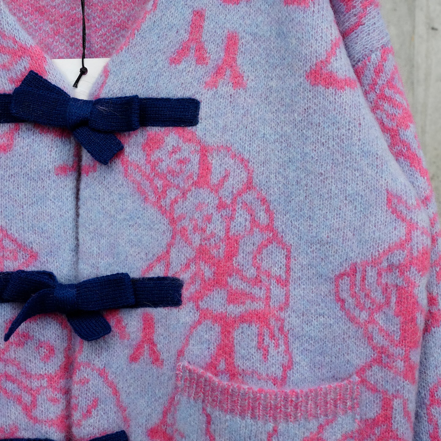 FUZZY LAZA CARDIGAN / SKY/PINK