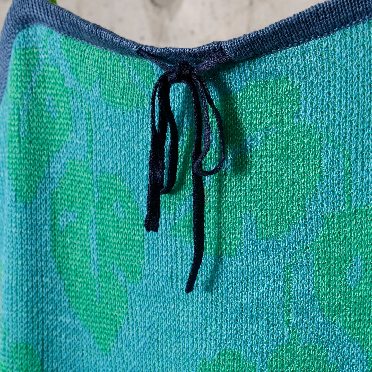 MONSTERA STRAPPY MIDI DRESS / BLUE/GREEN