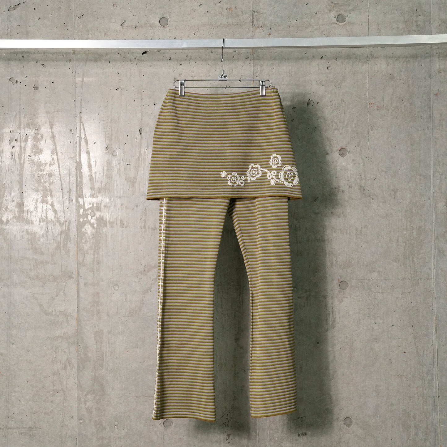 ROMY MICROSTRIPE PANT W/ MINI SKIRT / ARMY STRIPE